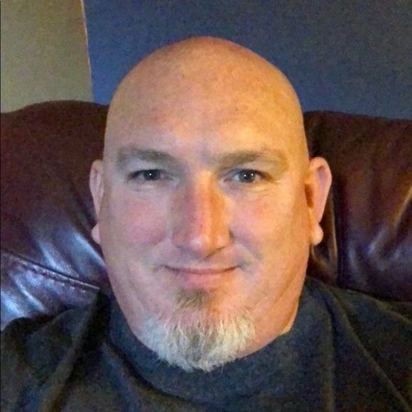 Meet your Posher, Chad - Picture 1 of 1